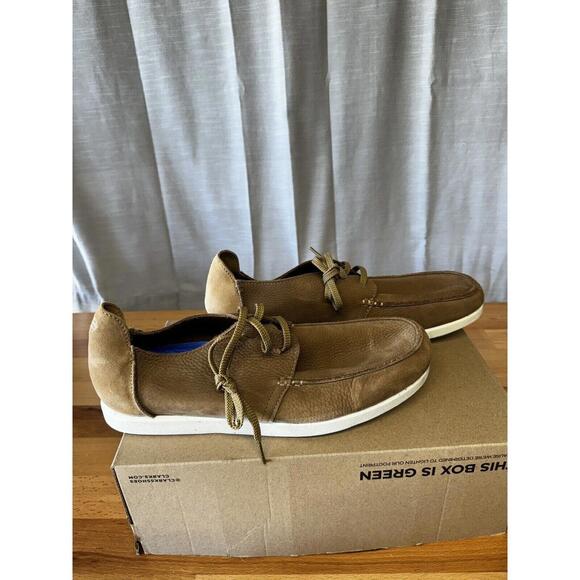 CLARKS SHACRELITE LOW TOP MEN'S SHOES COLOR DARK SAND NUBUCK SIZE 12 - Picture 2 of 9